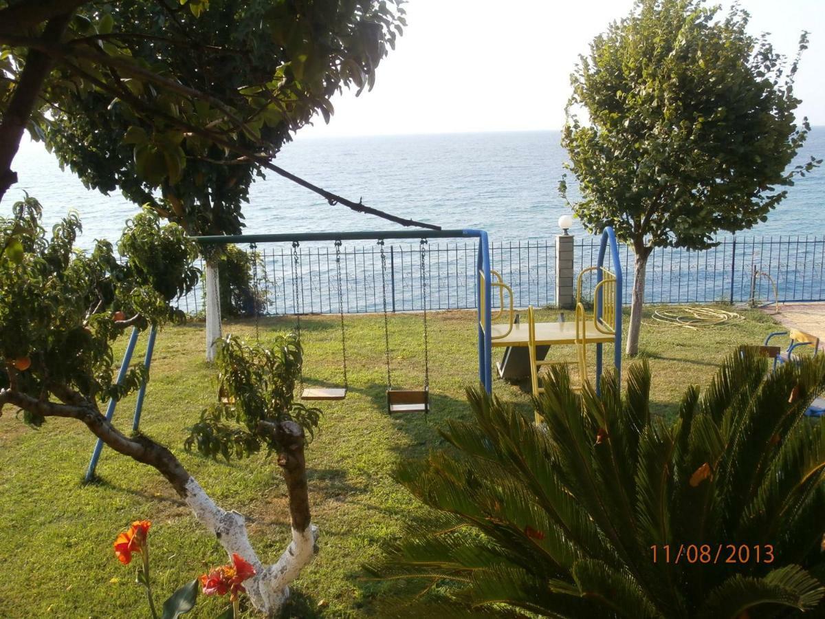 Secret Paradise Villas Loutra Elevtheron Ngoại thất bức ảnh